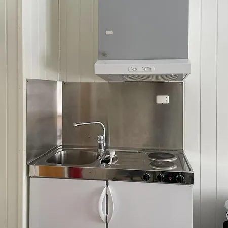 Lägenhet Gorgeous In With Kitchenette Mesnali