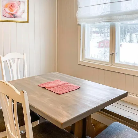 Gorgeous In With Kitchenette *